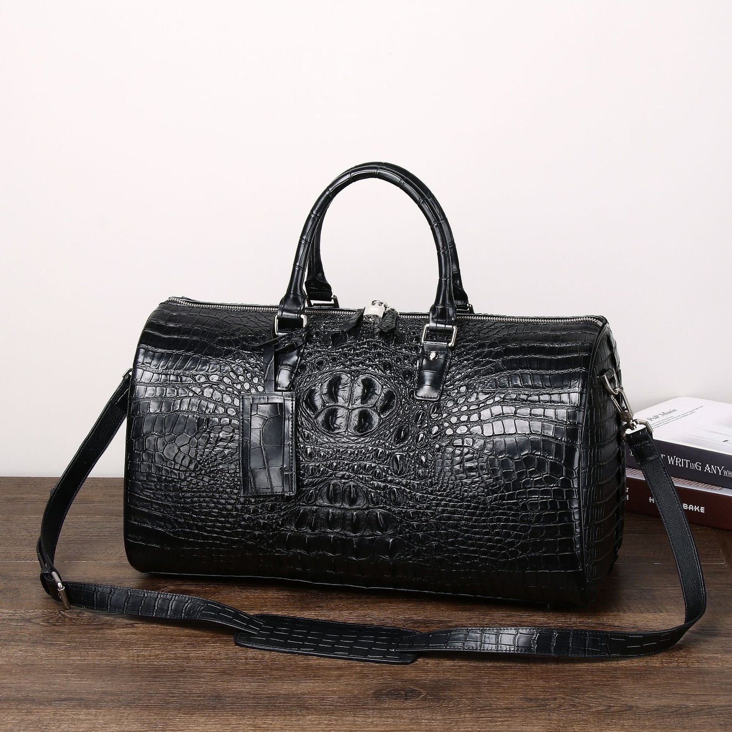 New Arrival Croc-Effect Large Travel Duffel Bag for Men, A Spacious Business Trip Carryall with Multi-Functional Top-Handle Design