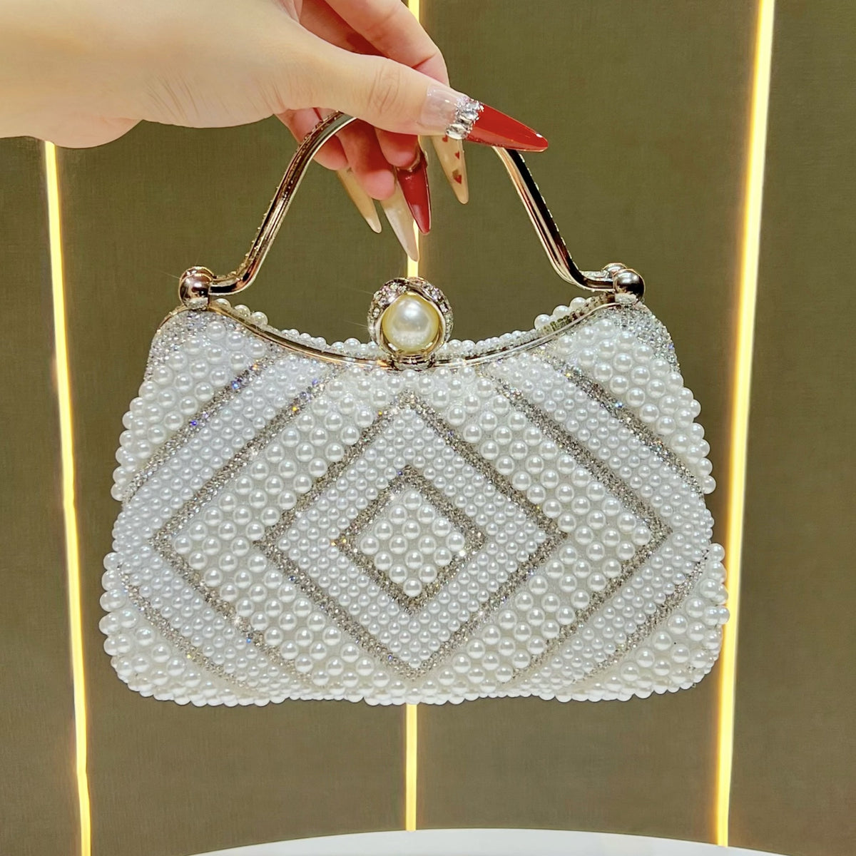 Elegant Pearl & Rhinestone Embellished Evening Bag for Women, A Light Luxury Chain Top-Handle Handbag with Exquisite Glamorous Design, Perfect for Banquets & Special Occasions