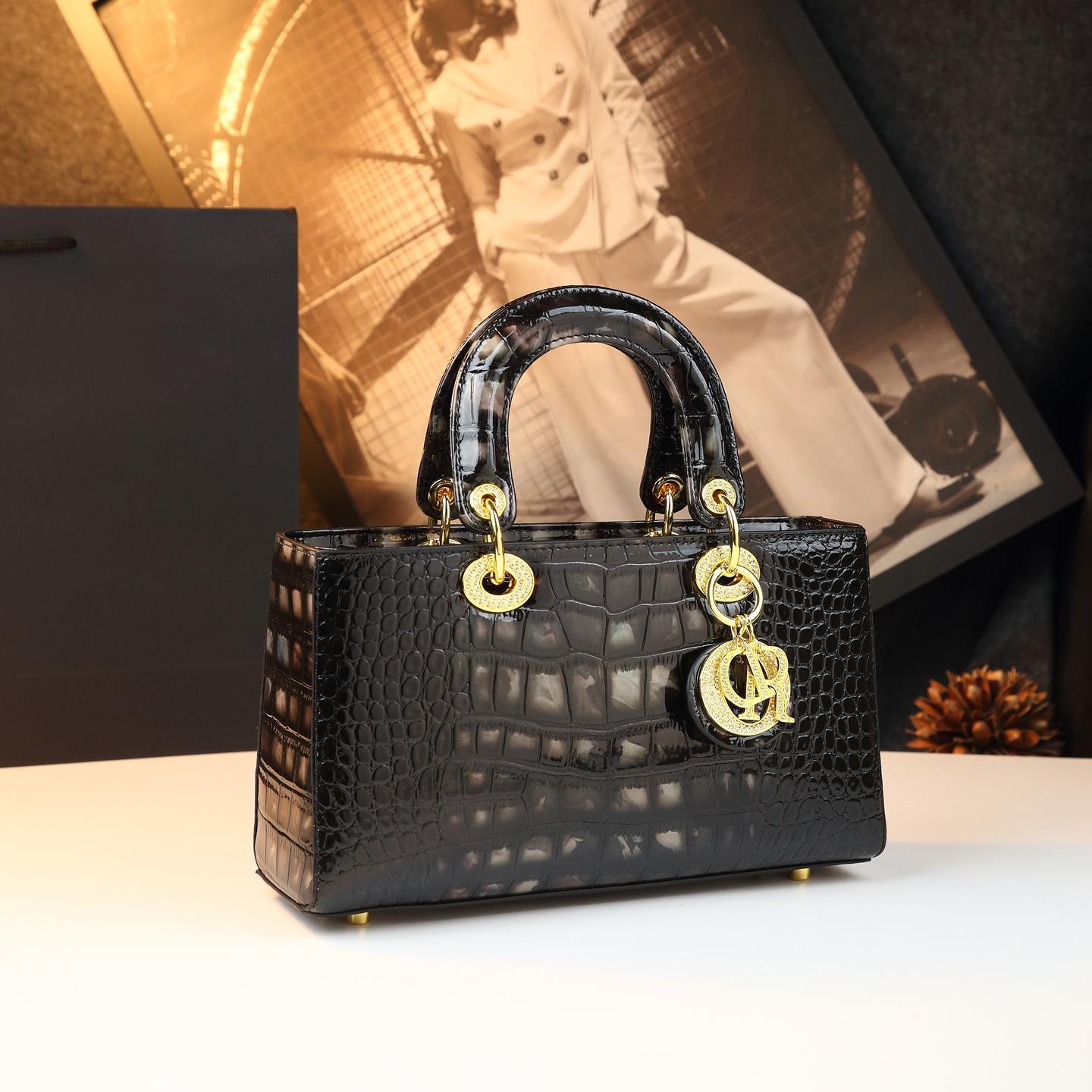 New Arrival Croc-Effect Lady-Inspired Small Square Bag for Women, A Light Luxury Genuine Leather Shoulder Top-Handle Crossbody Handbag with Premium Design