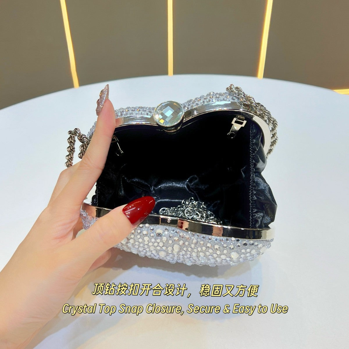 Dazzling Full Rhinestone Heart-Shaped Mini Bag for Women, A Small Top-Handle Lipstick Purse with Exquisite Chain Crossbody Strap, Perfect for Everyday Carry, Parties & Special Occasions