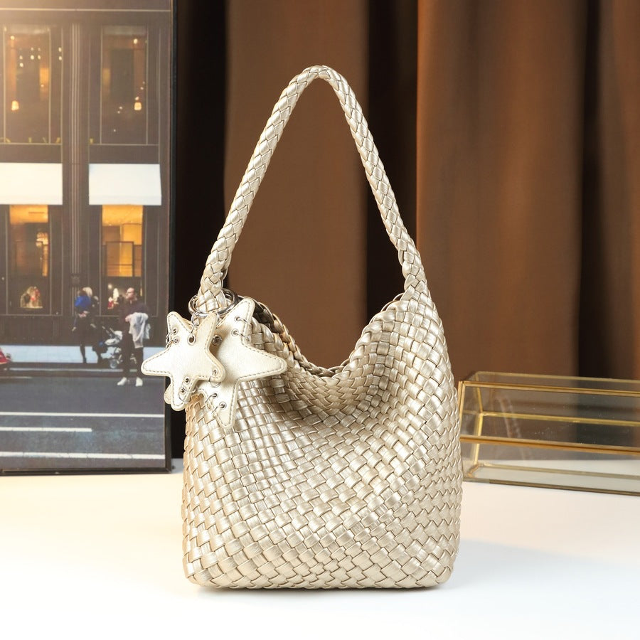 Woven Star Basket Bag for Women Summer Shoulder Handbag with Detachable Sub-Pouch, Fresh Versatile Purse with Playful Star Design