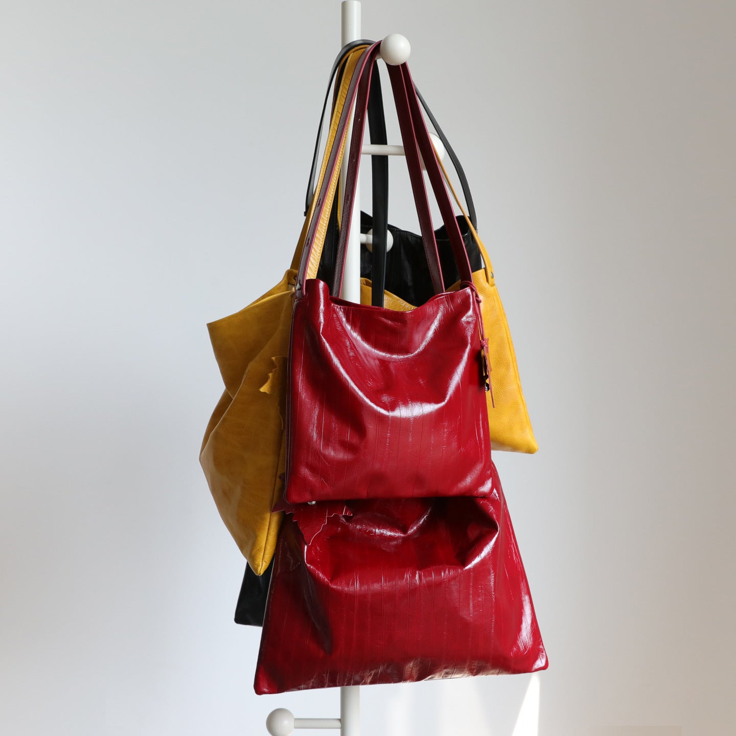 Top Layer Leather Slouchy Underarm Tote Bag for Women Relaxed Shoulder Crossbody Handbag, Versatile Minimalist Purse with Premium Soft Texture