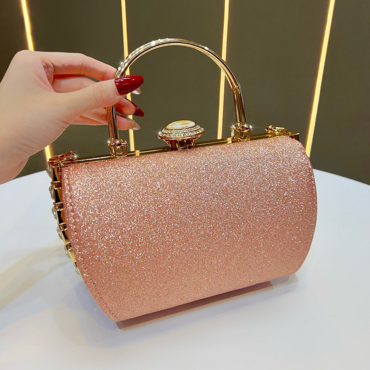 Dazzling Rhinestone-Embellished Evening Bag for Women, A Light Luxury Glamorous Chain Top-Handle Crossbody Handbag with Unique Boutique Sparkly Design, Perfect for Banquets Weddings & Special Occasions
