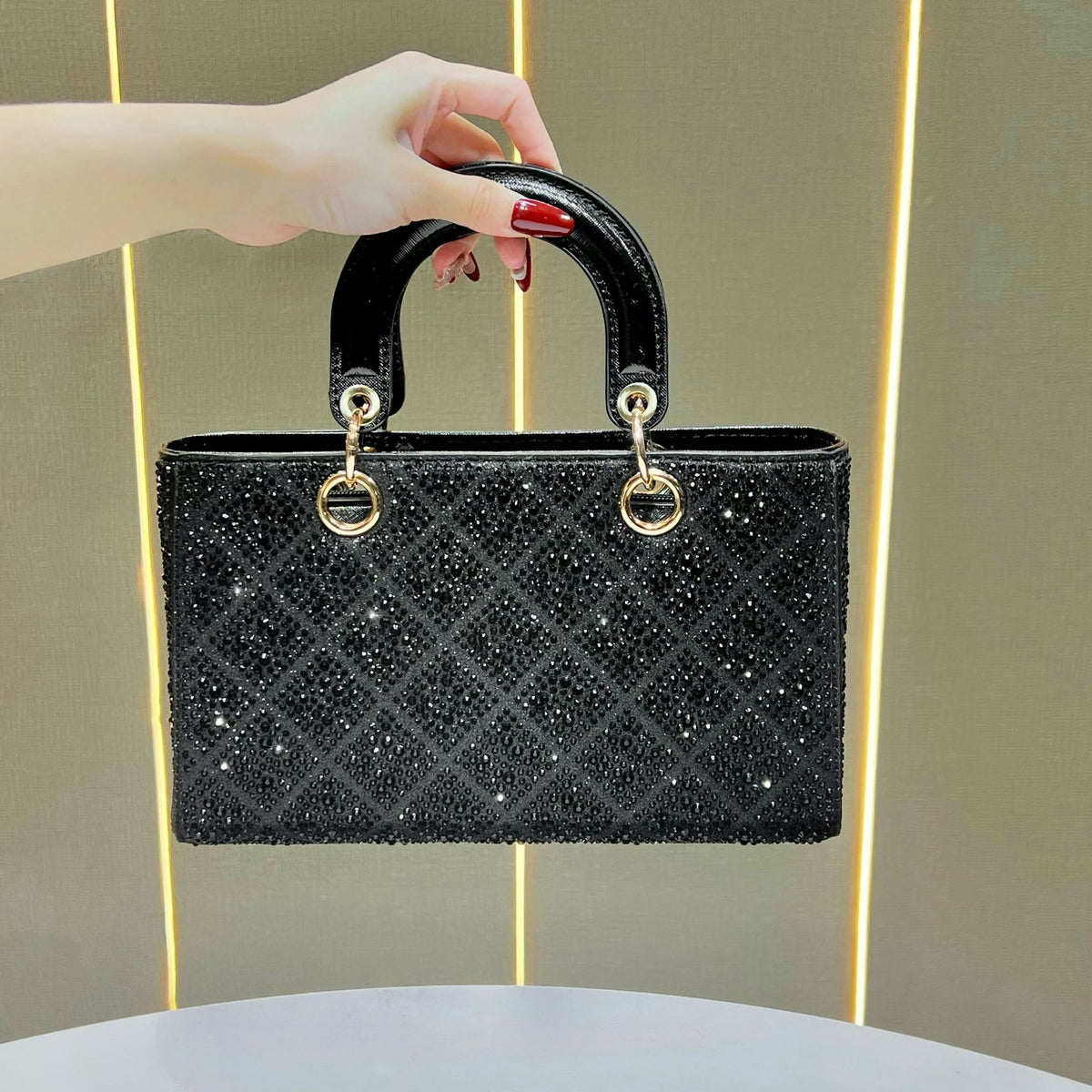 Dazzling Rhinestone-Embellished Lady-Style Bag for Women, A Crystal-Studded Crossbody Shoulder Top-Handle Handbag, Perfect for Banquets Evening Parties & Formal Events