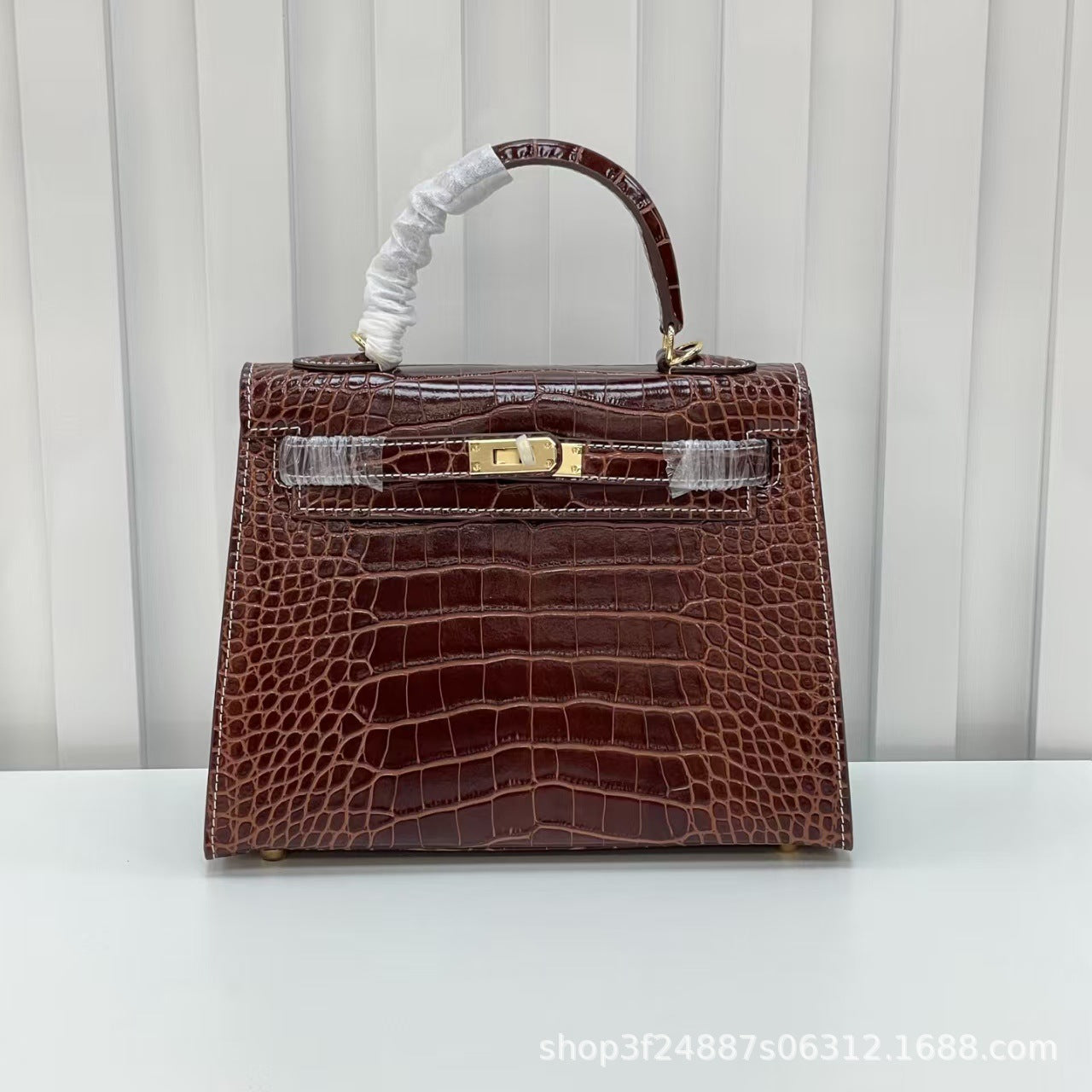 New Arrival Mini Croc-Effect Kelly-Inspired Bag in White for Women, A Premium Top-Handle Shoulder Crossbody Handbag with Versatile Elegant Design