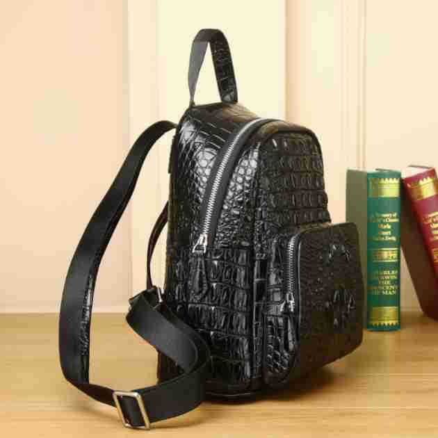 New Arrival Croc-Effect Women's Backpack, A Fashionable Small Daypack Perfect for School & Outdoor with High-End Design