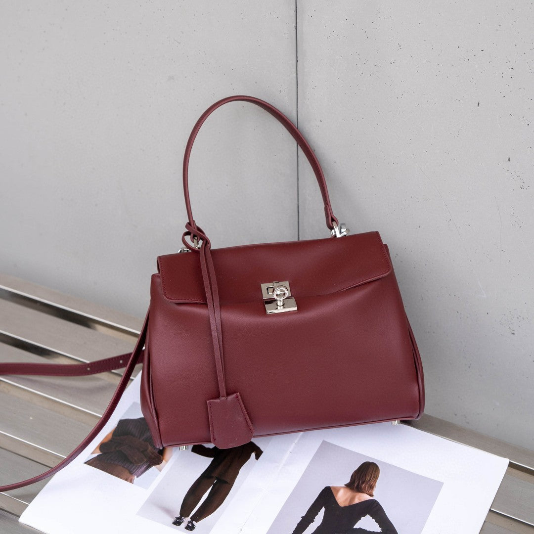 Chic Large Capacity Tote Bag for Women, Designer-Inspired Top-Handle Crossbody Shoulder Handbag with Classic Turn-Lock & Bow Detail, Versatile Commuter Purse for Work Travel & Everyday Use