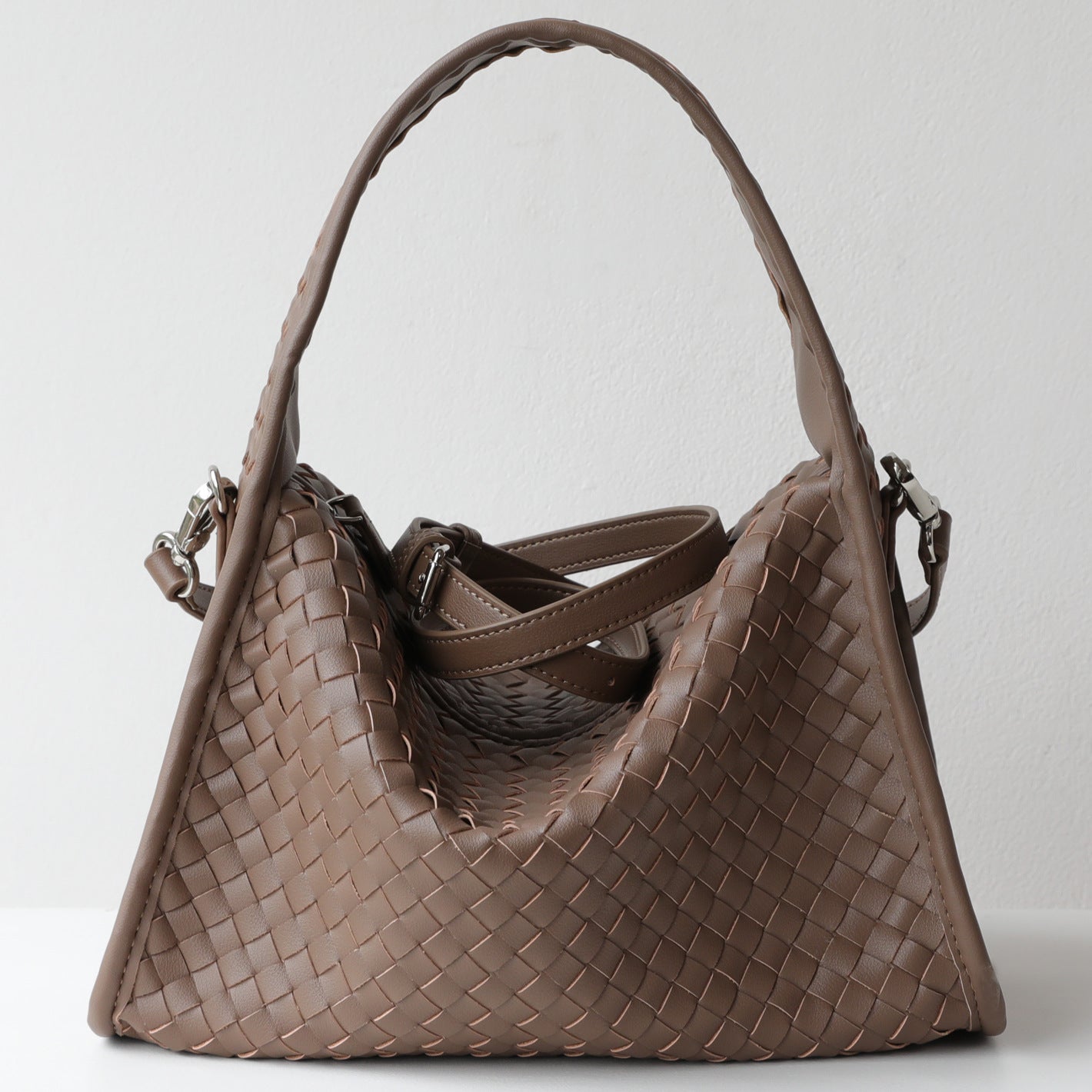 Handwoven Pillow Bag for Women Minimalist Commuter Shoulder Crossbody Handbag, Niche Versatile Purse with Artisan Texture