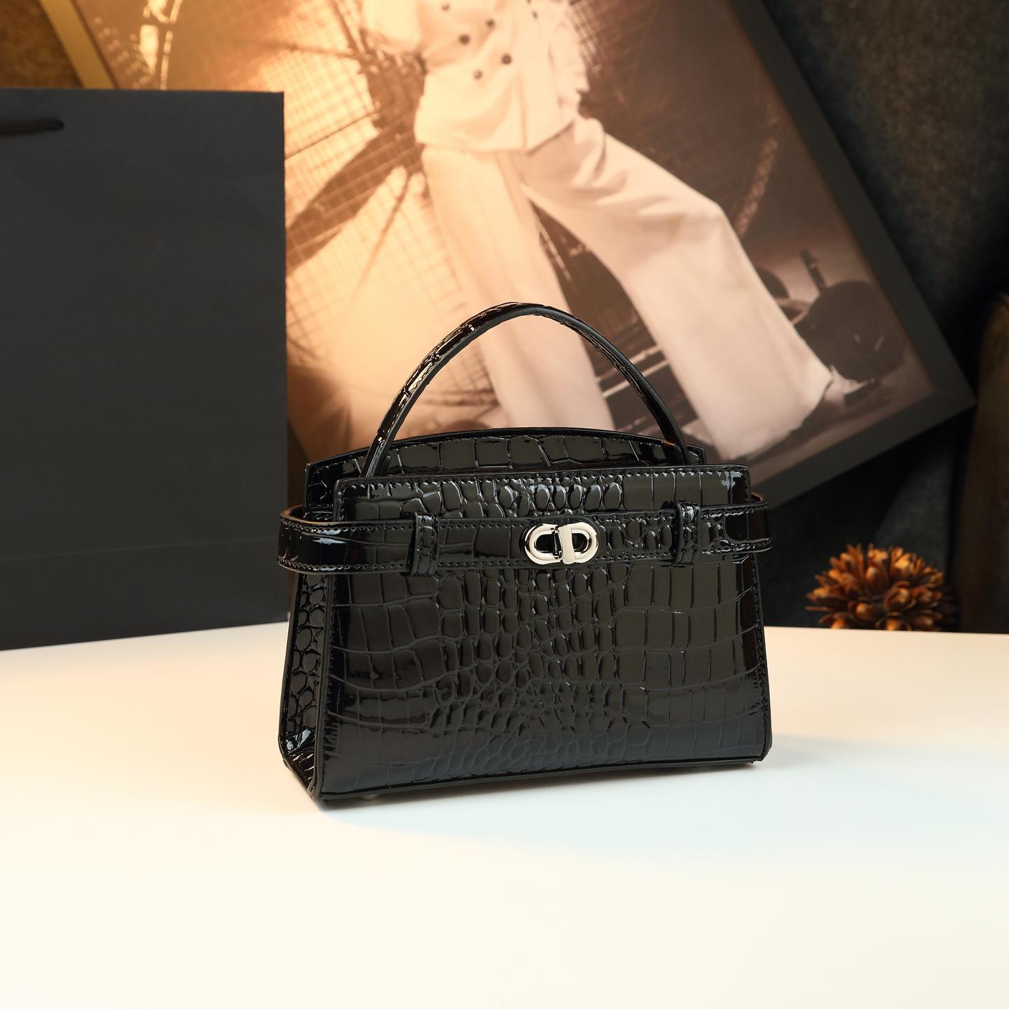New Arrival Small Kelly-Inspired Croc-Effect Leather Bag for Women, A Versatile Shoulder Crossbody Top-Handle Commuter Handbag with Fashionable Design