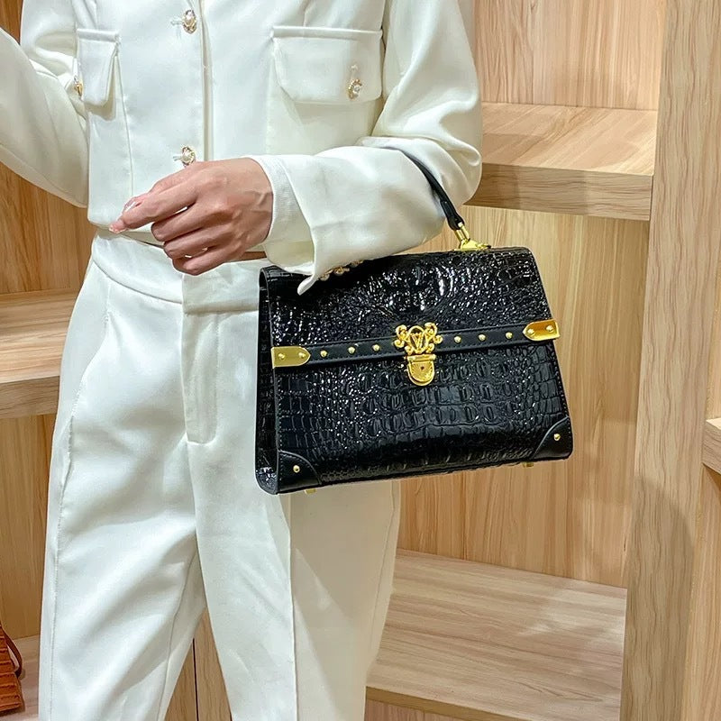 Genuine Leather Crocodile-Embossed Lock Buckle Handbag for Women, New Fashionable Versatile Shoulder Crossbody Purse, Trendy Bag for Ladies