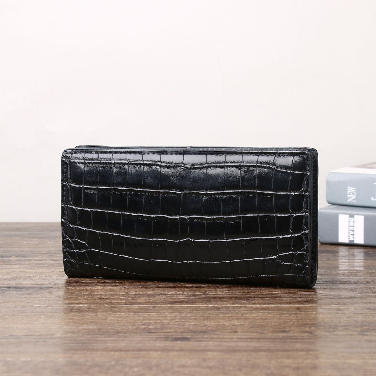 New Arrival Croc-Effect Suit Clutch Wallet for Men, A Multi-Functional Card Holder with Multiple Slots, Perfect Business Accessory