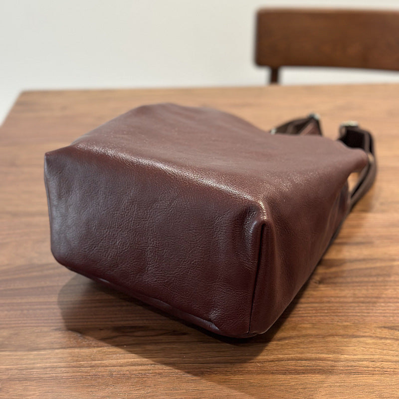 Genuine Top Layer Cowhide Soft Leather Backpack for Women, Minimalist Large Capacity Commute Travel Daypack, Versatile Fashionable Casual School Bag for Ladies
