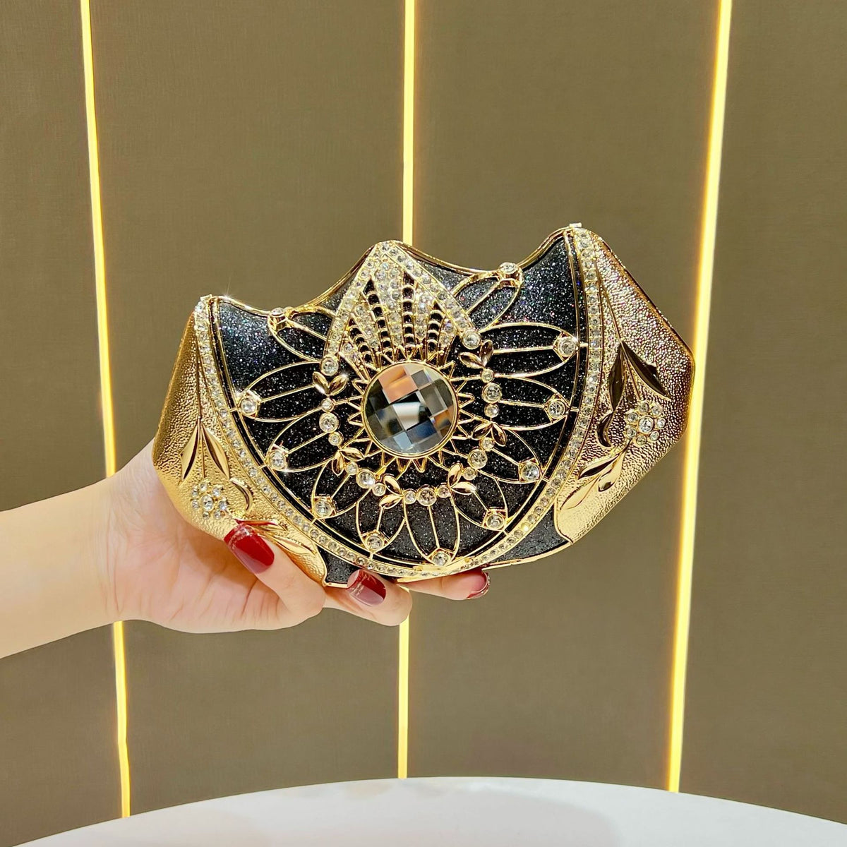Elegant Rhinestone-Embellished Evening Clutch for Women, A Light Luxury Top-Handle Crossbody Bag  Chic Design & Exquisite Heavy-Duty Craftsmanship, Perfect for Banquets Weddings & Formal Events