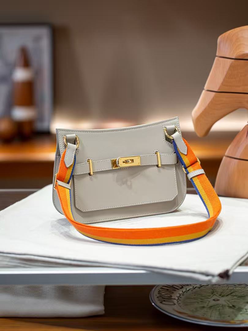 Women's Mini Kelly-Style Cross-Body Shoulder Bag, Hermès-Inspired Premium Swift Calfskin Leather Purse, Gypsy Boho Chic Handbag with Genuine Leather, Trendy Everyday Satchel for Fashion-Forward Women