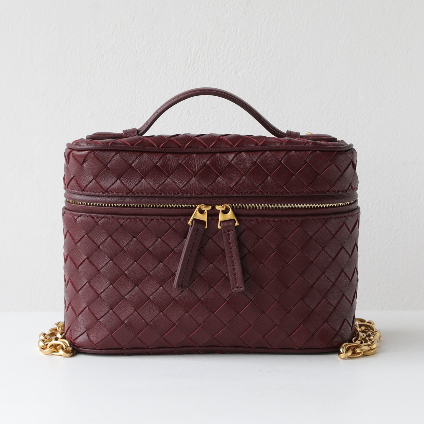 Handwoven Sheepskin Box Mini Bag for Women Commuter Shoulder Crossbody Handbag, Niche Designer Purse with Chain Strap and Woven Texture