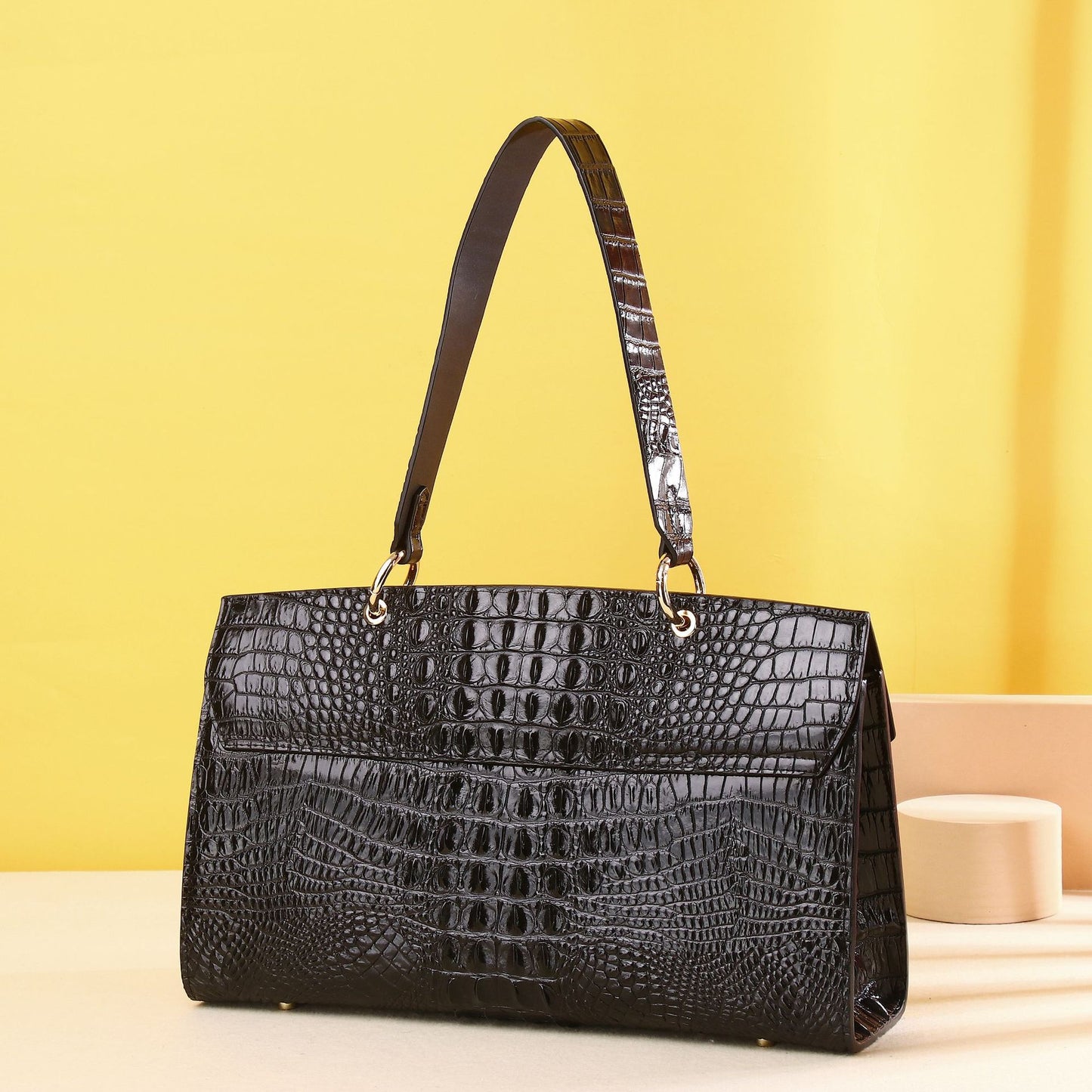 New Arrival Croc-Effect Shoulder Bag for Women, A Fashionable Top-Handle Flap Handbag with Casual Outdoor Trendy Design