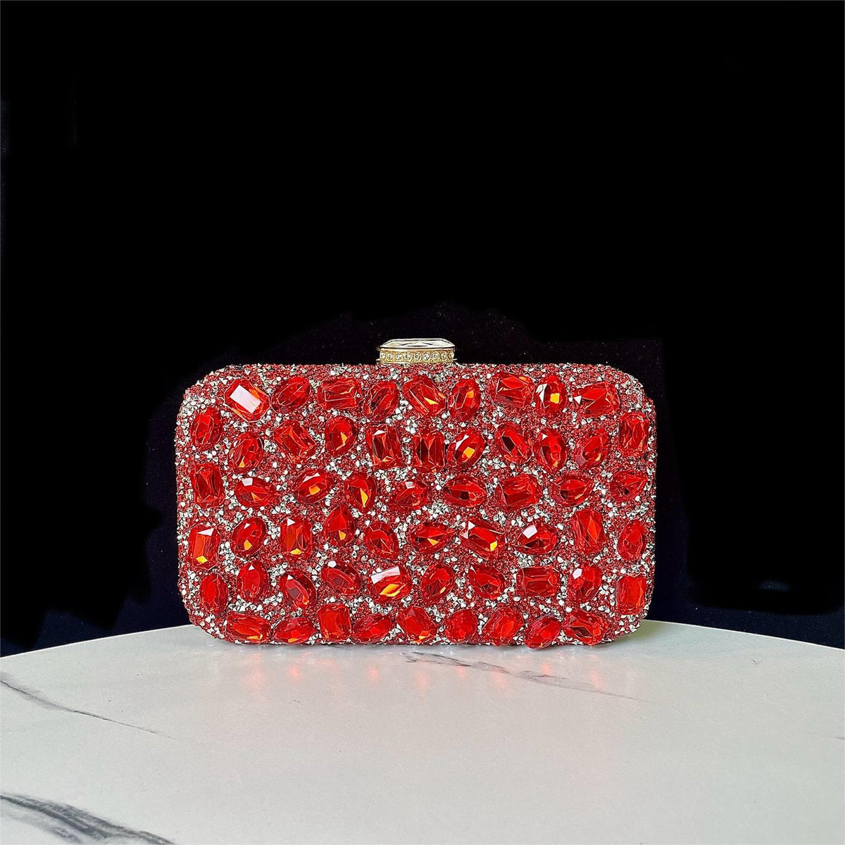 Dazzling Rhinestone-Embellished Evening Clutch for Women, A Sparkly Small Square Banquet Purse with Crystal Details, Perfect for Weddings Parties & Formal Events