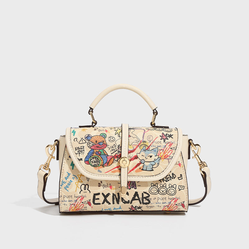 Bear graffiti genuine leather bag new high-end retro foreign style handbag niche shoulder messenger bag tide