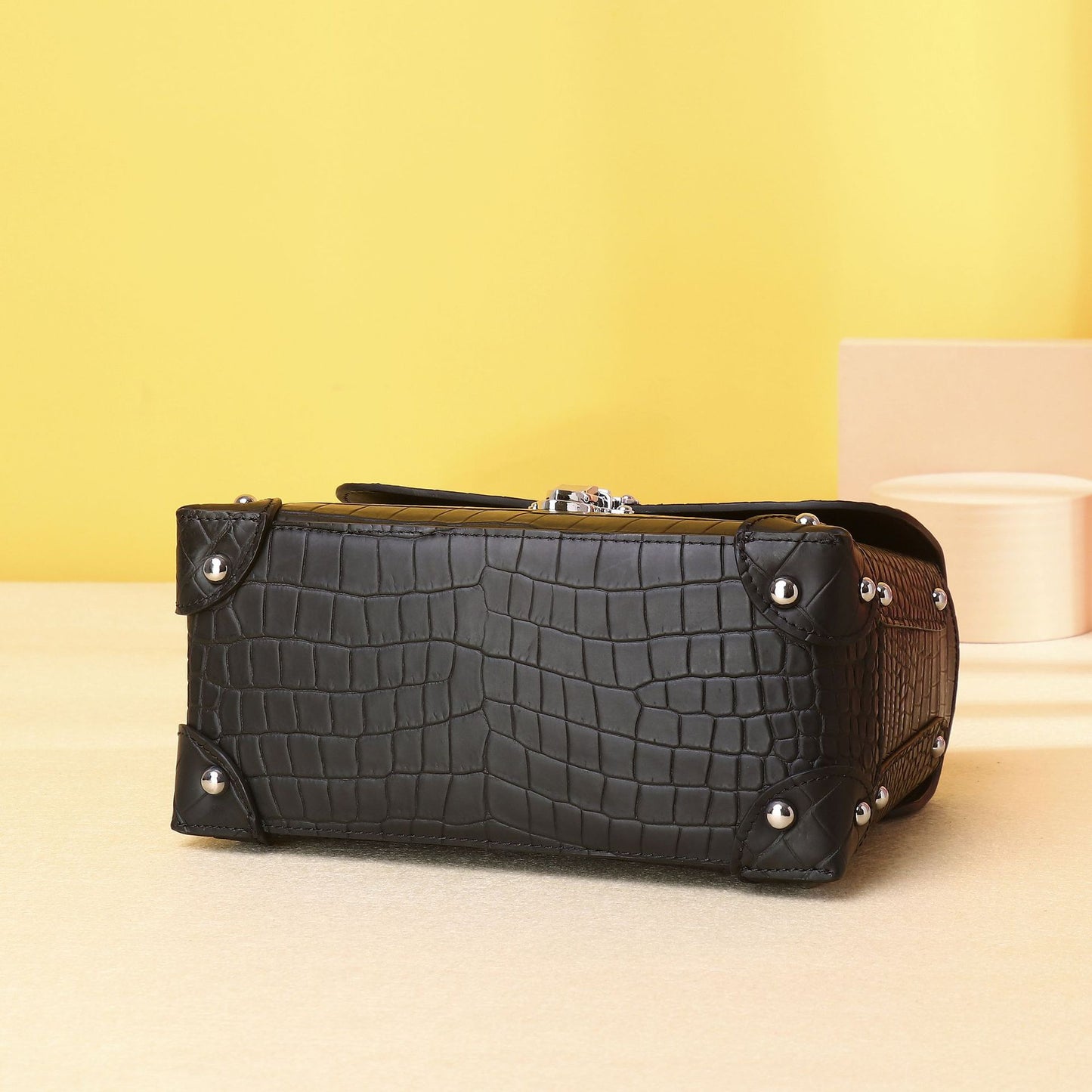 New Arrival Matte Croc-Effect Box Bag for Women, A Classic Top-Handle Shoulder Crossbody Handbag with High-End Fashionable Design, Perfect Everyday Purse