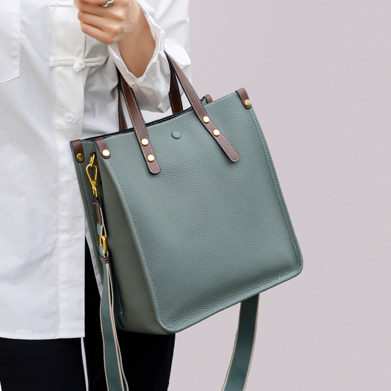 Genuine Leather Tote Bag for Women Large Capacity Commuter Shoulder Handbag, Premium Versatile Purse with Timeless Elegance