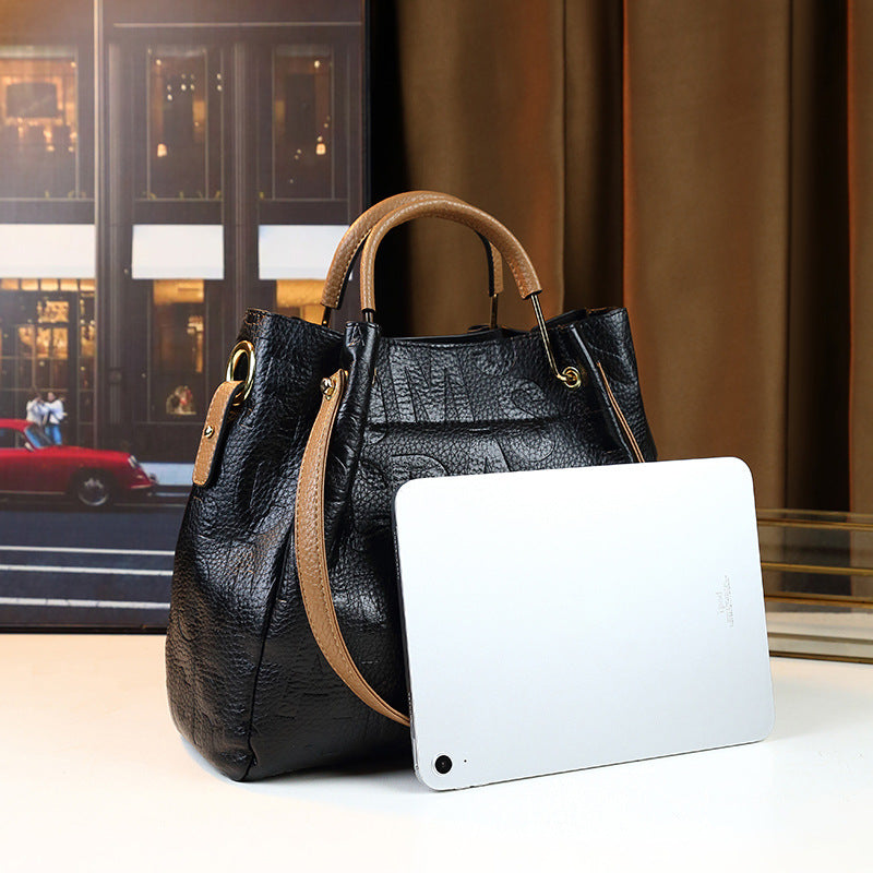 New Arrival Letter Print Large Capacity Tote Bag for Women, A Business Commuter Shoulder Crossbody Handbag with Elegant Versatile Design 7360