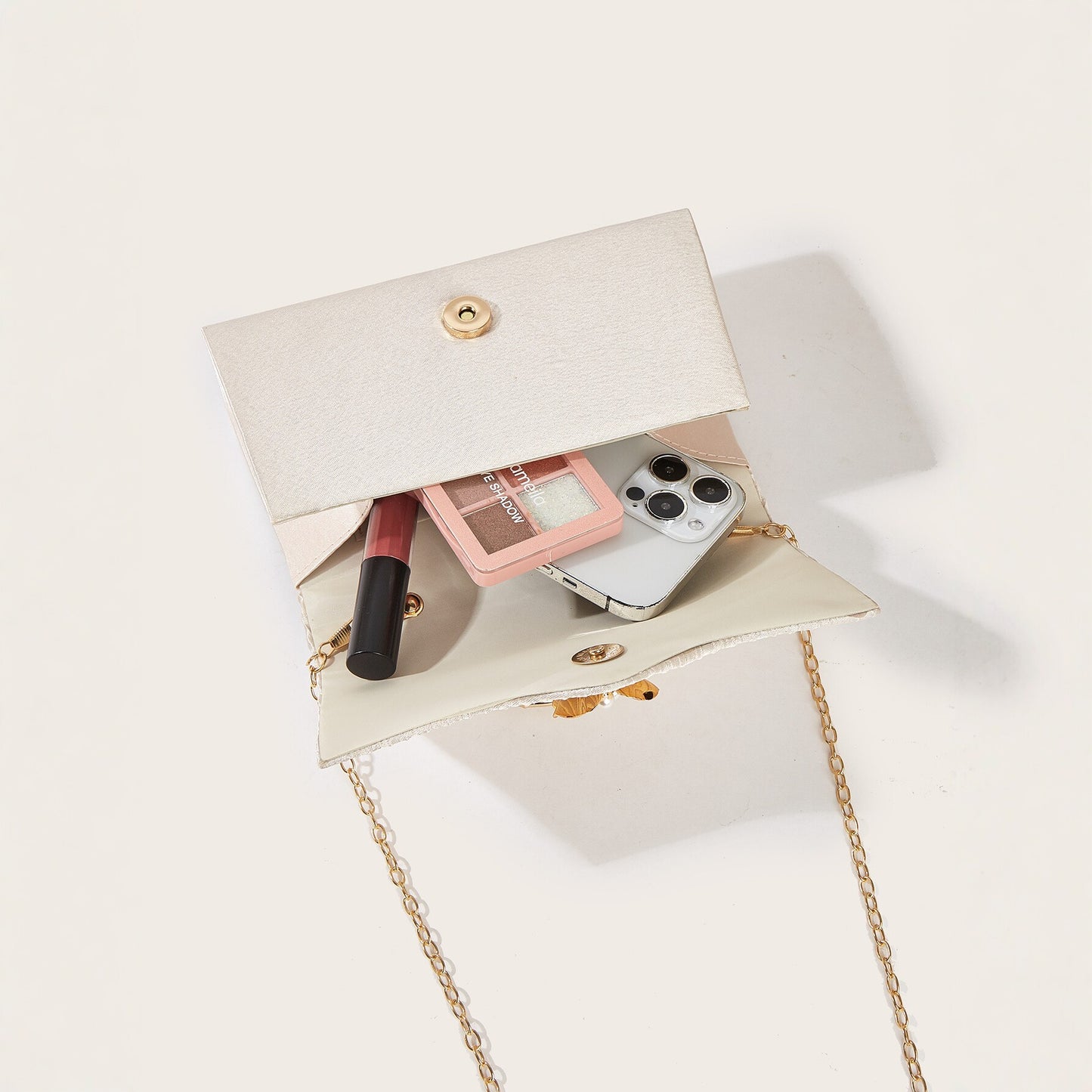 Pearl Floral Chain Evening Clutch for Women, New Pleated Chanel-Style Top Handle Crossbody Purse, Premium Formal Handbag for Ladies