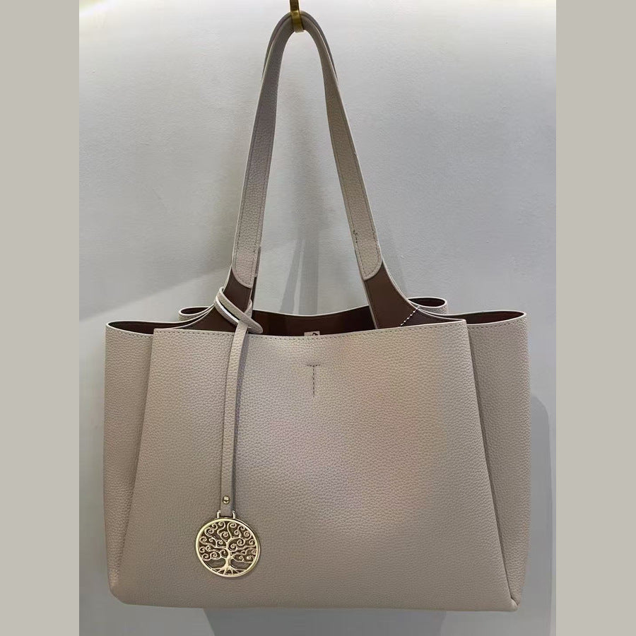 Pebble Grain Underarm Shoulder Bag for Women Light Luxury Long Strap Purse with Metal Charm, Large Capacity Versatile Everyday Handbag