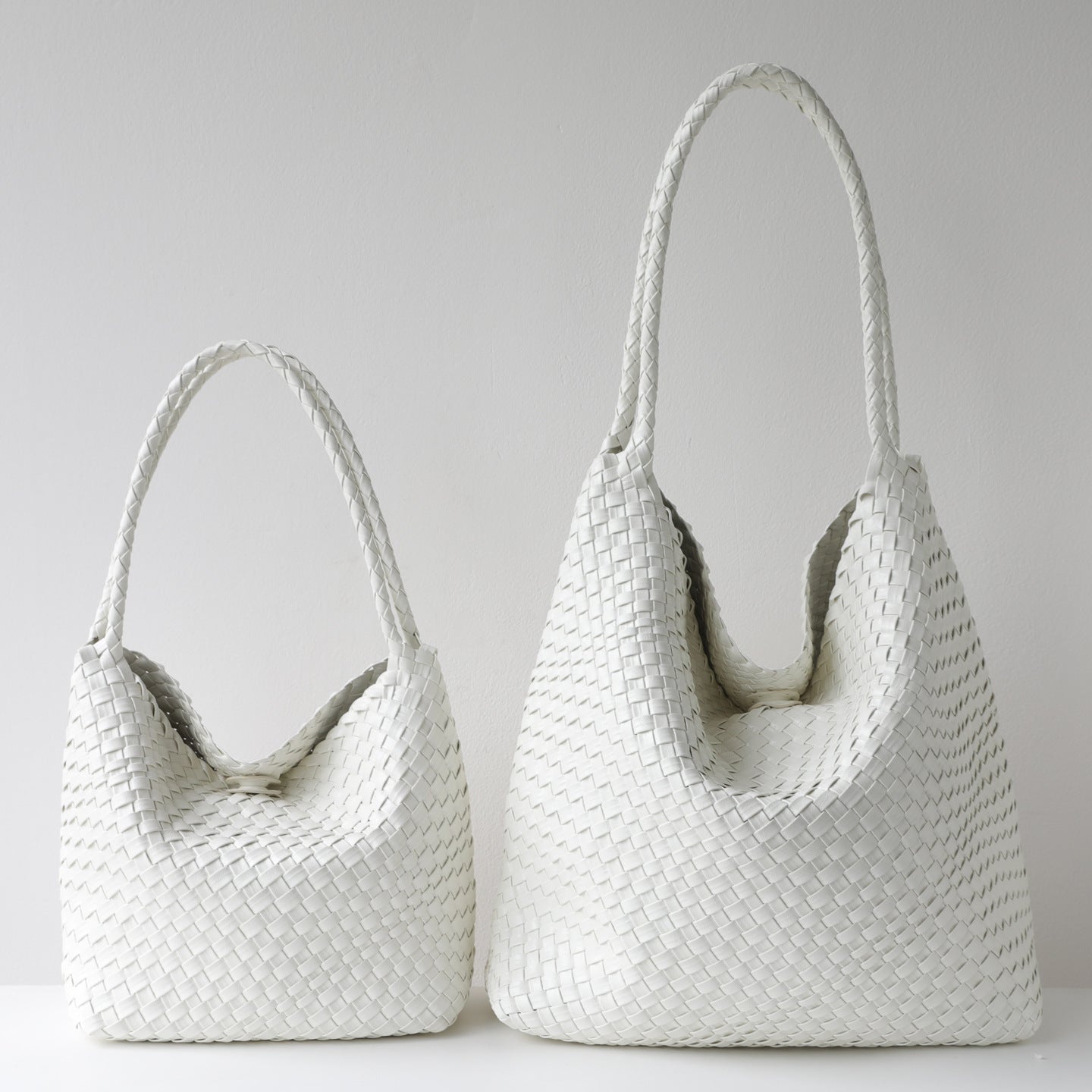 Handwoven Leather Tote Bag for Women Spring Summer Minimalist Large Capacity Shoulder Handbag, Soft Premium Purse with Artisan Craftsmanship
