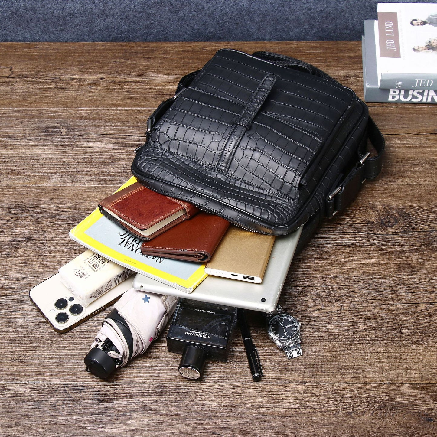 New Arrival Matte Croc-Effect Outdoor Shoulder Bag for Men, A Fashionable Top-Handle Crossbody Satchel with Business Backpack Design