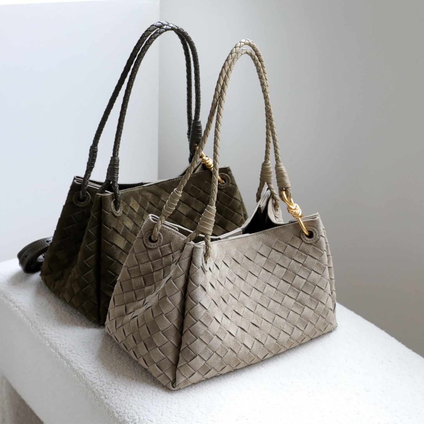 Woven Frosted Cowhide Bucket Bag for Women Fall Winter Commuter Shoulder Crossbody Handbag, Genuine Leather Purse with Soft Matte Texture