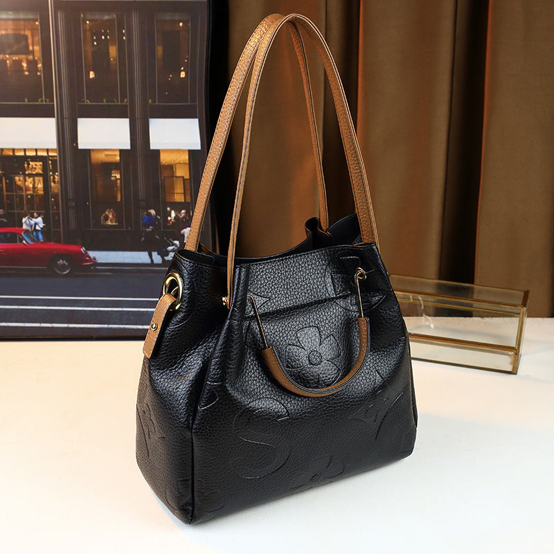 Black Print Tote Bag for Women Large Capacity Everyday Shoulder Handbag, Versatile Fashionable Purse with Trendy Pattern Design