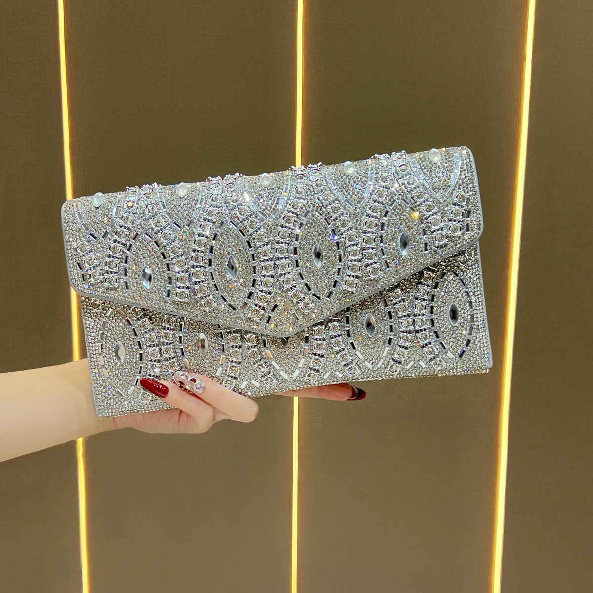 Women's Rhinestone-Embellished Envelope Evening Clutch, Exquisite Chain Crossbody Shoulder Bag with New Stylish Design, Versatile Purse