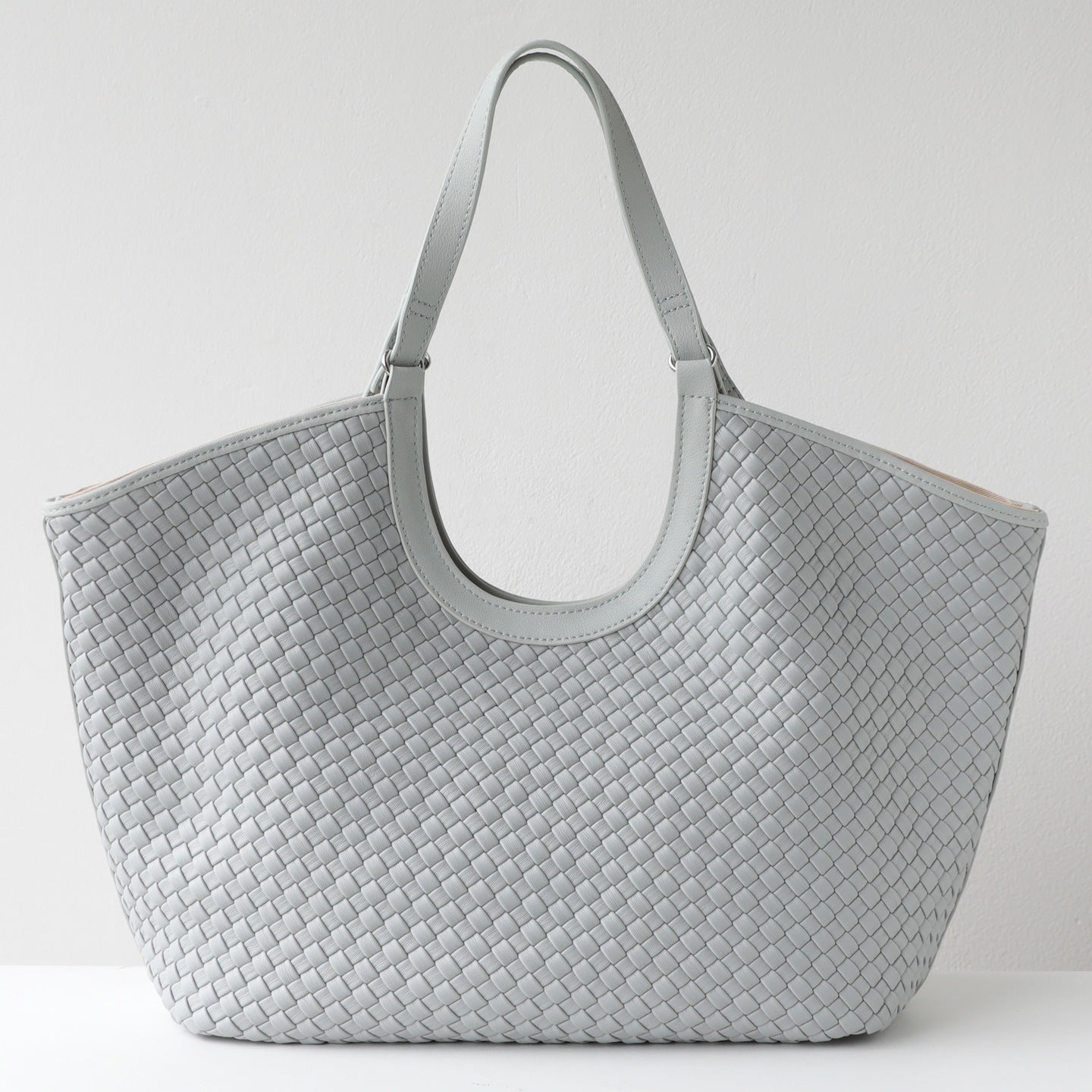 Woven Tote Bag for Women Large Capacity Relaxed Commuter Shoulder Handbag, Premium Versatile Purse with Natural Textured Design