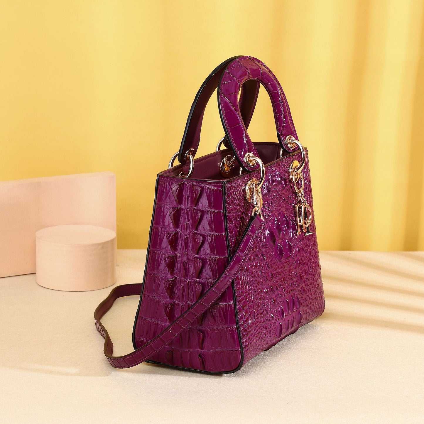 New Arrival Croc-Effect Lady-Inspired Bag for Women, A Trendy Top-Handle Crossbody Small Square Handbag with Versatile Premium Design