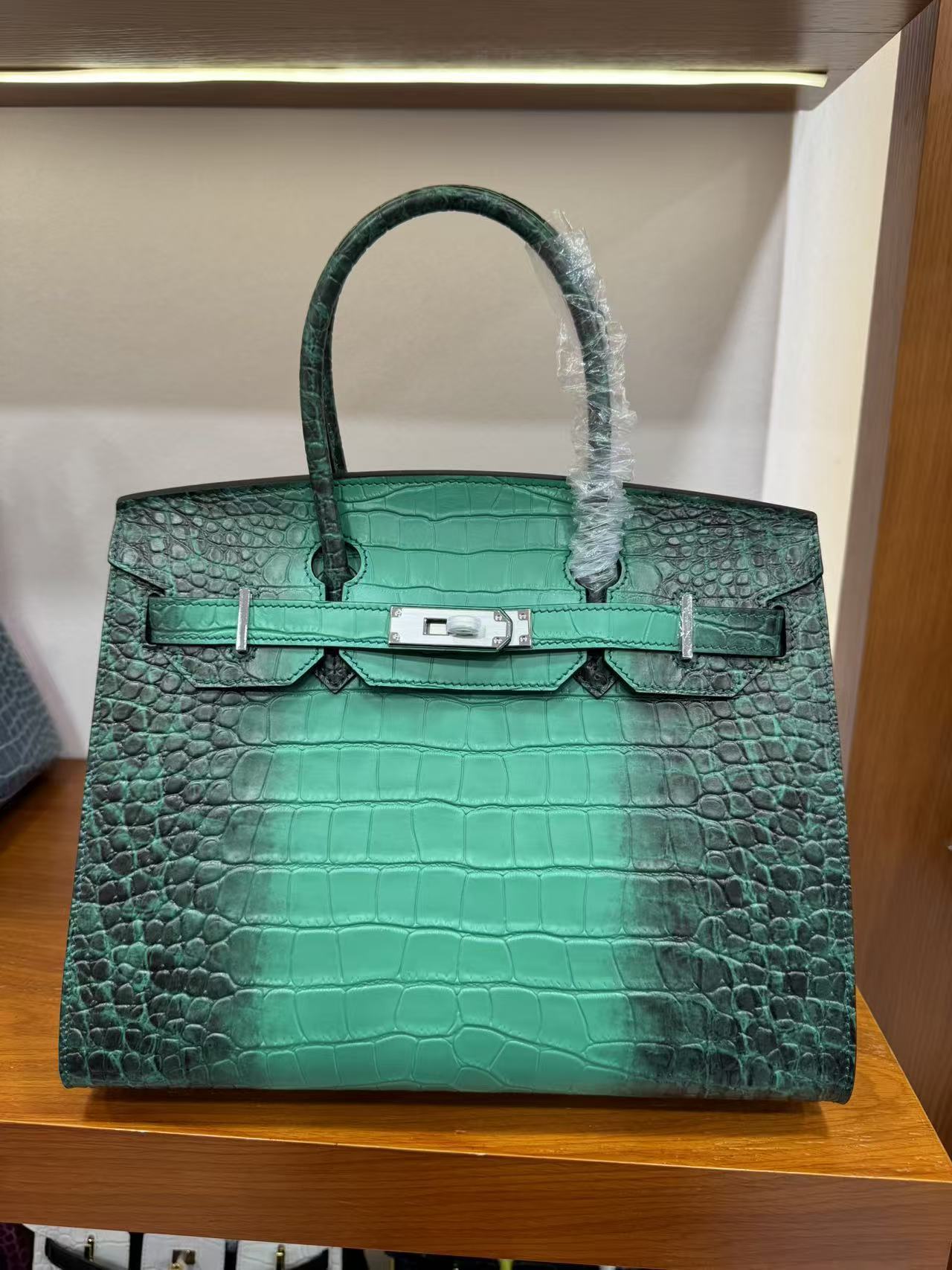 Women's Crocodile-Embossed Leather Birkin-Style Tote Bag 30cm, Hermès-Inspired Top-Handle Handbag with External Stitching, Genuine Top-Layer Cowhide Purse with Steel Hardware, Luxe Everyday Carryall Satchel