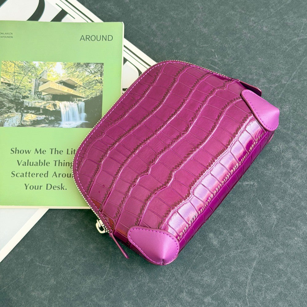 New Arrival Croc-Effect Genuine Leather Makeup Bag for Women, A Multi-Functional Portable Storage Pouch & Travel Toiletry Organizer with Premium Top-Layer Cowhide