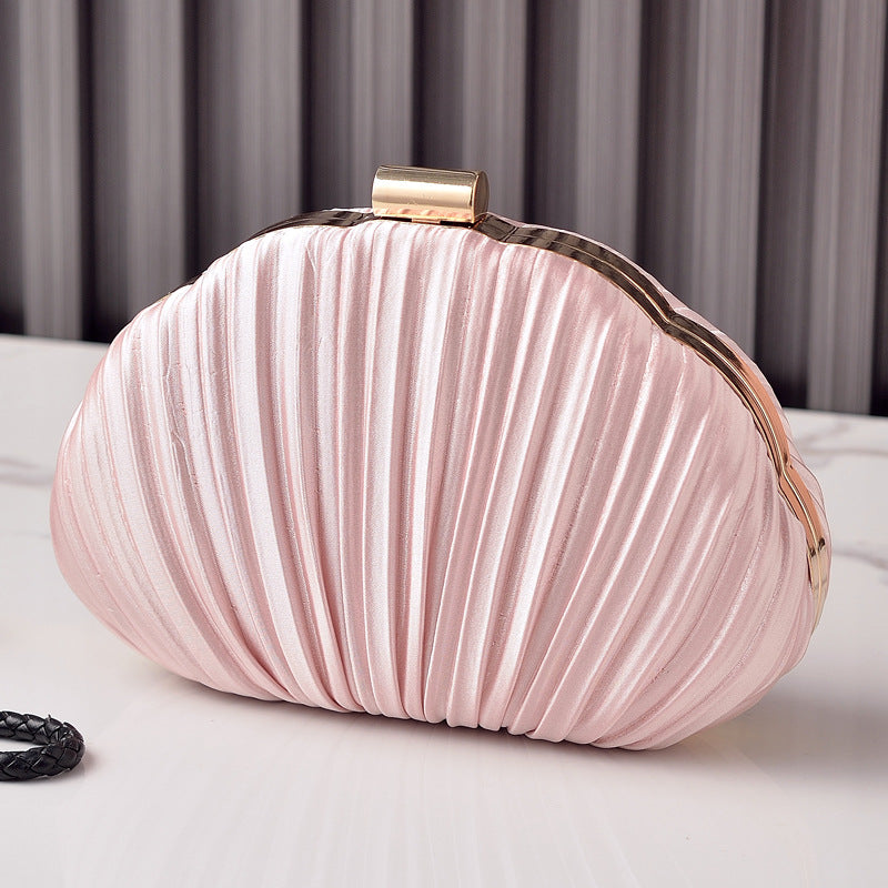 Elegant Shell-Shaped Pleated Silk Evening Clutch for Women, A Banquet Bag Perfect for Cheongsam Formal Dresses & Special Occasions