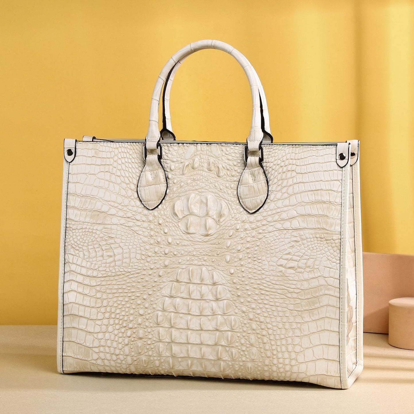 New Arrival Croc-Effect Large Capacity Tote Bag for Women, A Minimalist Versatile Shoulder Crossbody Handbag with Fashionable Everyday Design