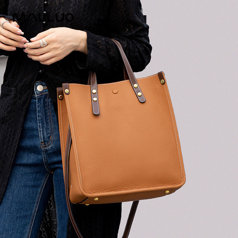 Genuine Leather Tote Bag for Women Large Capacity Commuter Shoulder Handbag, Premium Versatile Purse with Timeless Elegance