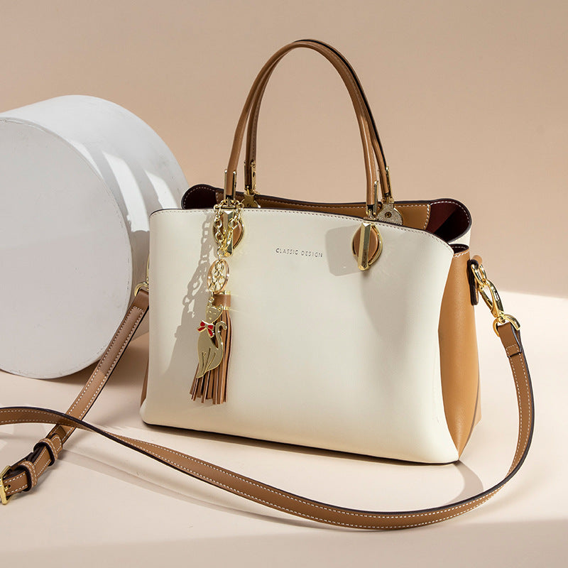 New Arrival Spacious Tassel Handbag for Women, Chic Versatile Shoulder Bag with Crossbody Strap, A Premium Everyday Carryall
