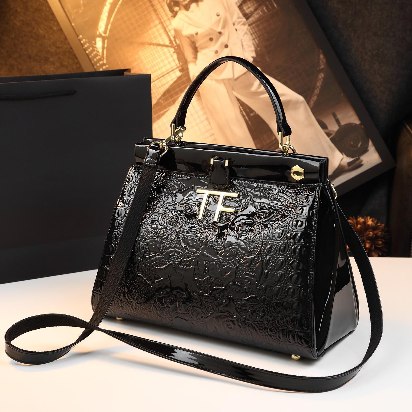 New Arrival Croc-Effect Genuine Leather Tote Bag for Women, A Versatile Shoulder Crossbody Top-Handle Handbag Perfect for Moms