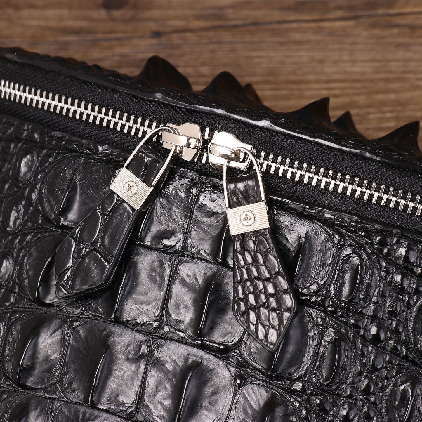 New Arrival Croc-Effect Waist Bag for Men, A Trendy Small Crossbody Pouch with Unique Designer Style, Perfect for Outdoor & Everyday Use