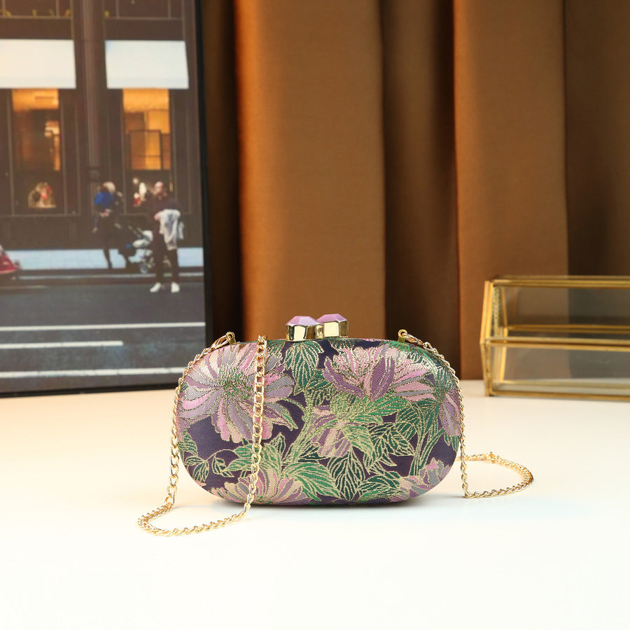 Chinese Floral Embroidery Crossbody Bag for Women Vintage Elegant Chain Shoulder Purse New中式 Clutch Handbag with Premium Satin Finish