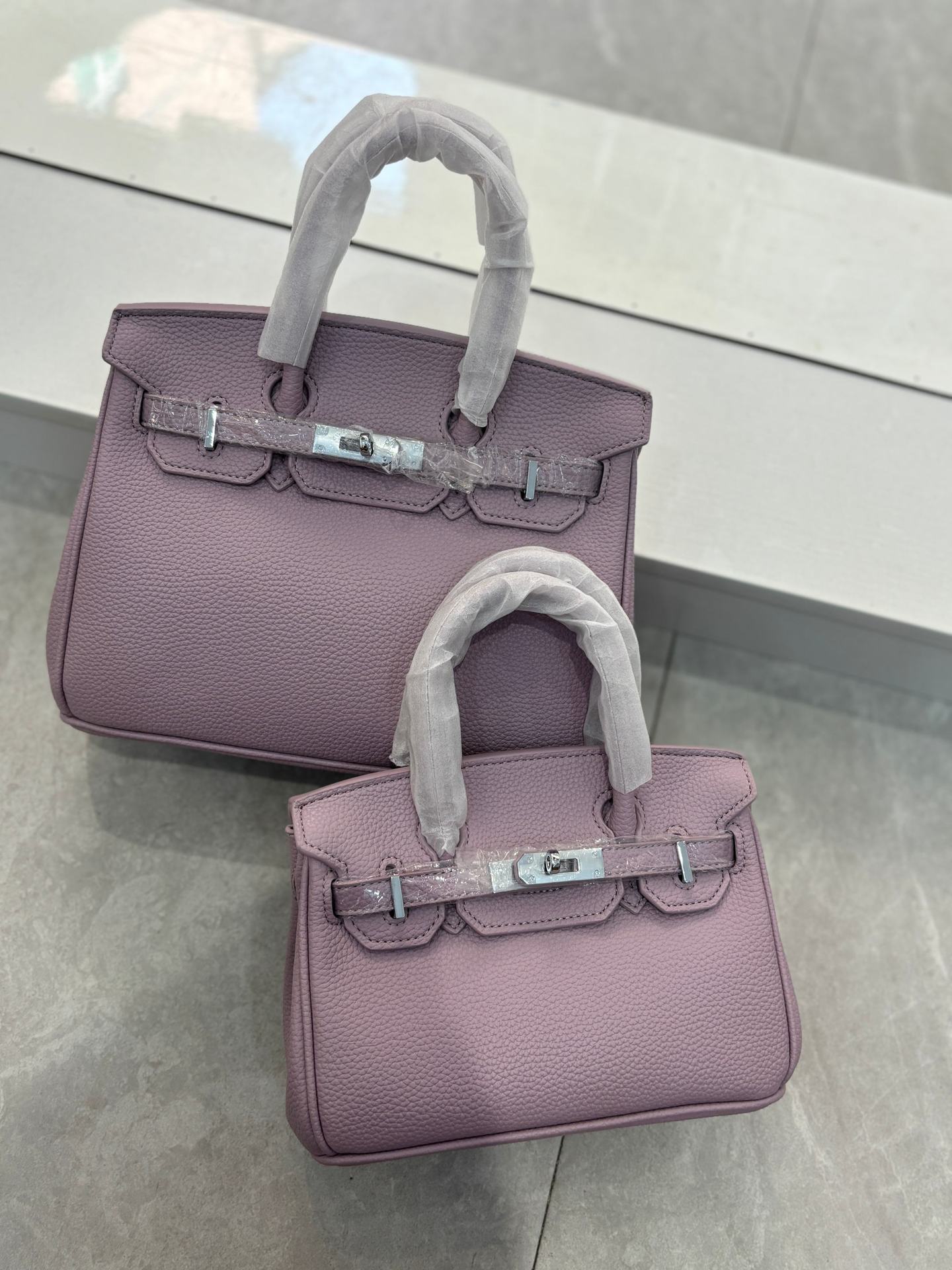 Genuine Pebbled Leather Birkin-Style Gold Hardware Large Capacity Handbag for Women, European Fashion Top Handle Purse, Trendy Casual Tote Bag for Ladies