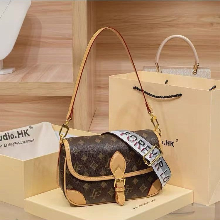 Genuine Leather Monogram Diane Baguette Bag for Women, New Trendy Shoulder Top Handle Crossbody Purse, Versatile Fashionable Everyday Handbag for Ladies