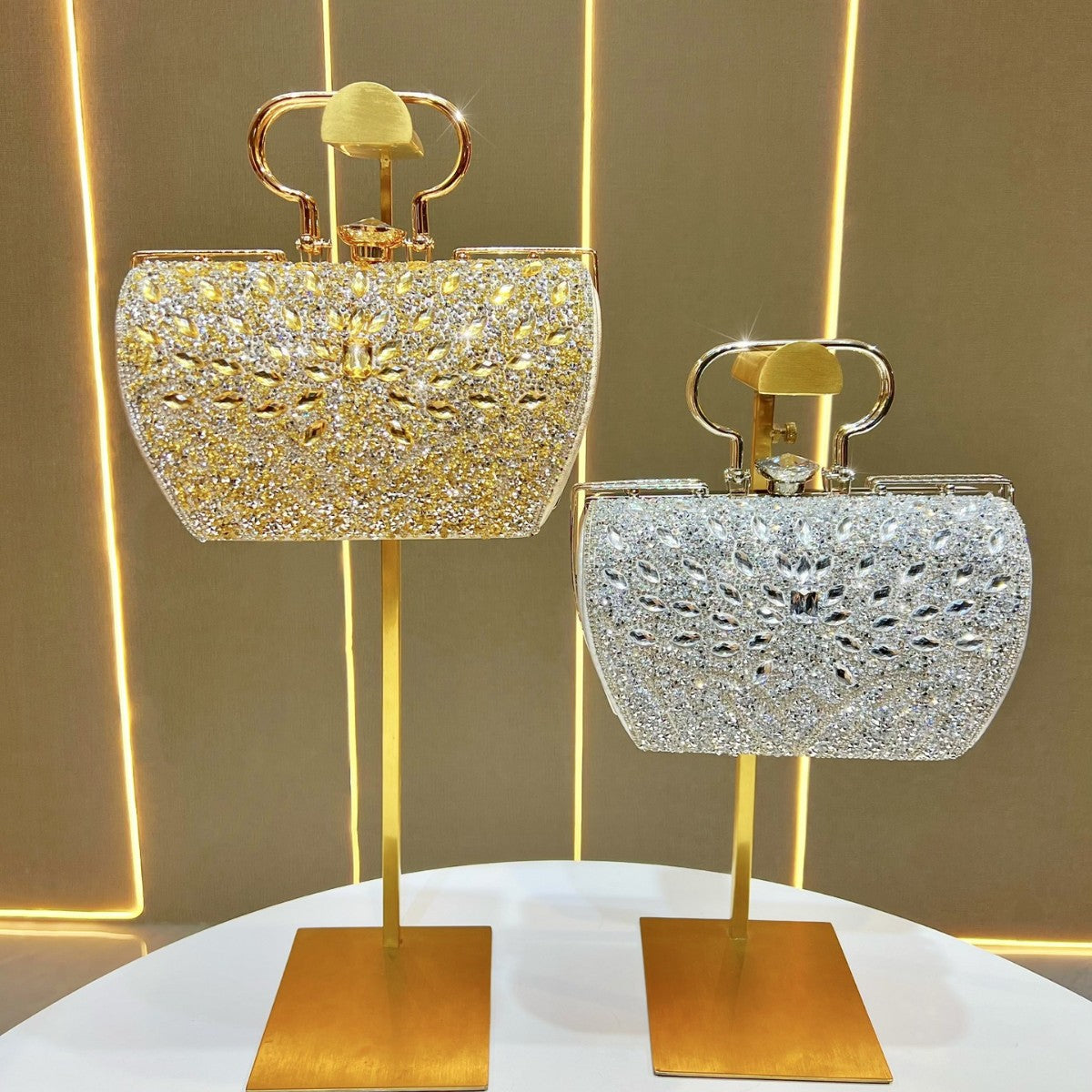 Dazzling Full Rhinestone Embellished Evening Bag for Women, A Large Capacity Light Luxury Top-Handle Shoulder Handbag, Perfect for Parties Banquets & Formal Dresses