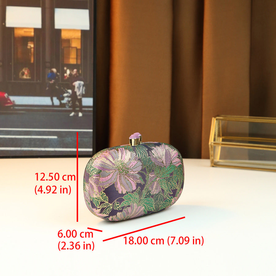 Chinese Floral Embroidery Crossbody Bag for Women Vintage Elegant Chain Shoulder Purse New中式 Clutch Handbag with Premium Satin Finish