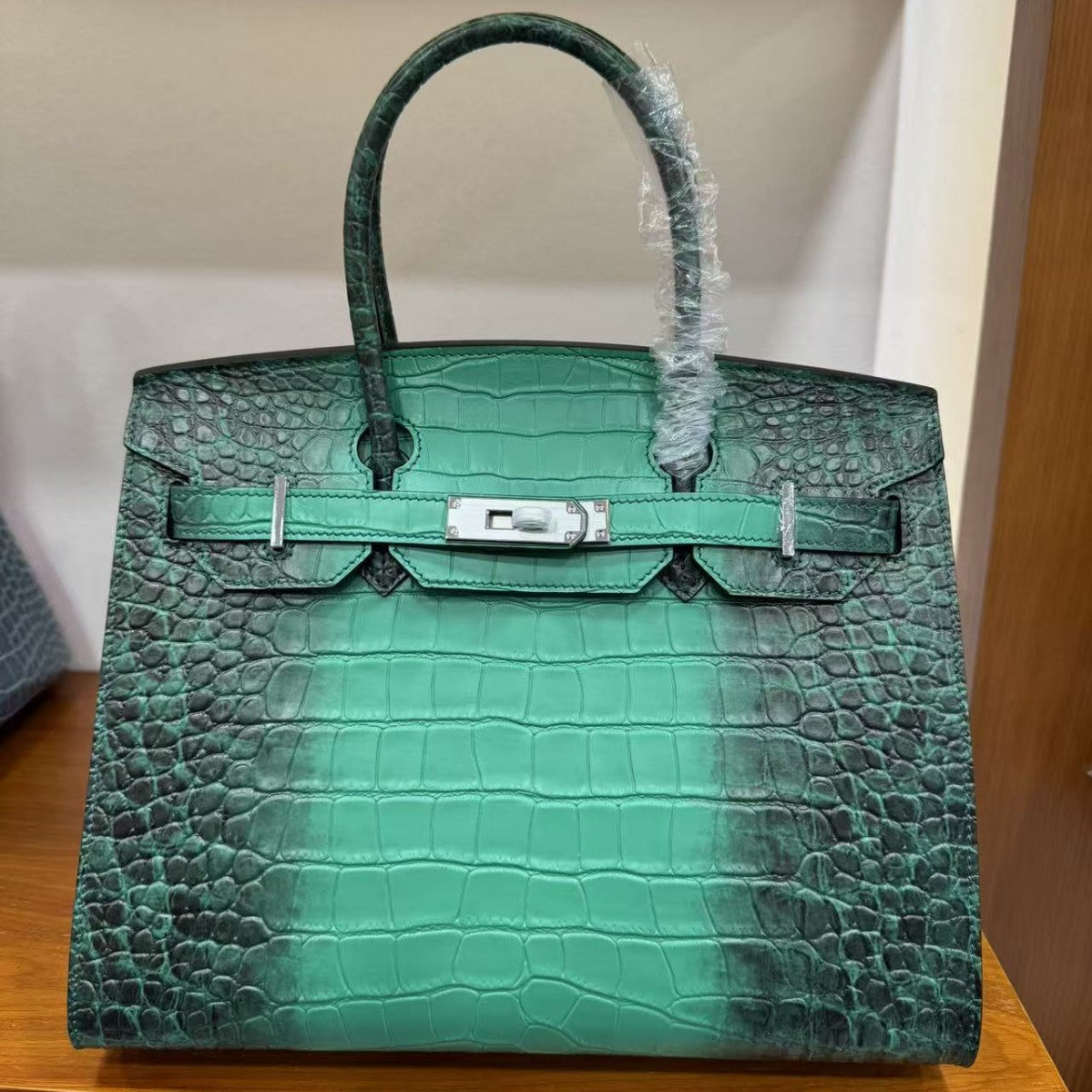 Women's Crocodile-Embossed Leather Birkin-Style Tote Bag 30cm, Hermès-Inspired Top-Handle Handbag with External Stitching, Genuine Top-Layer Cowhide Purse with Steel Hardware, Luxe Everyday Carryall Satchel
