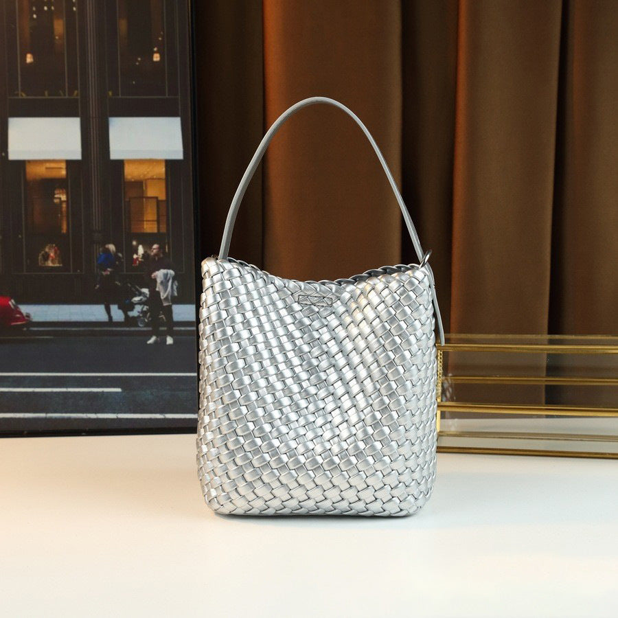 Handwoven Basket Tote Bag for Women Large Capacity Shoulder Crossbody Handbag, Versatile Fashion Purse with Natural Woven Texture