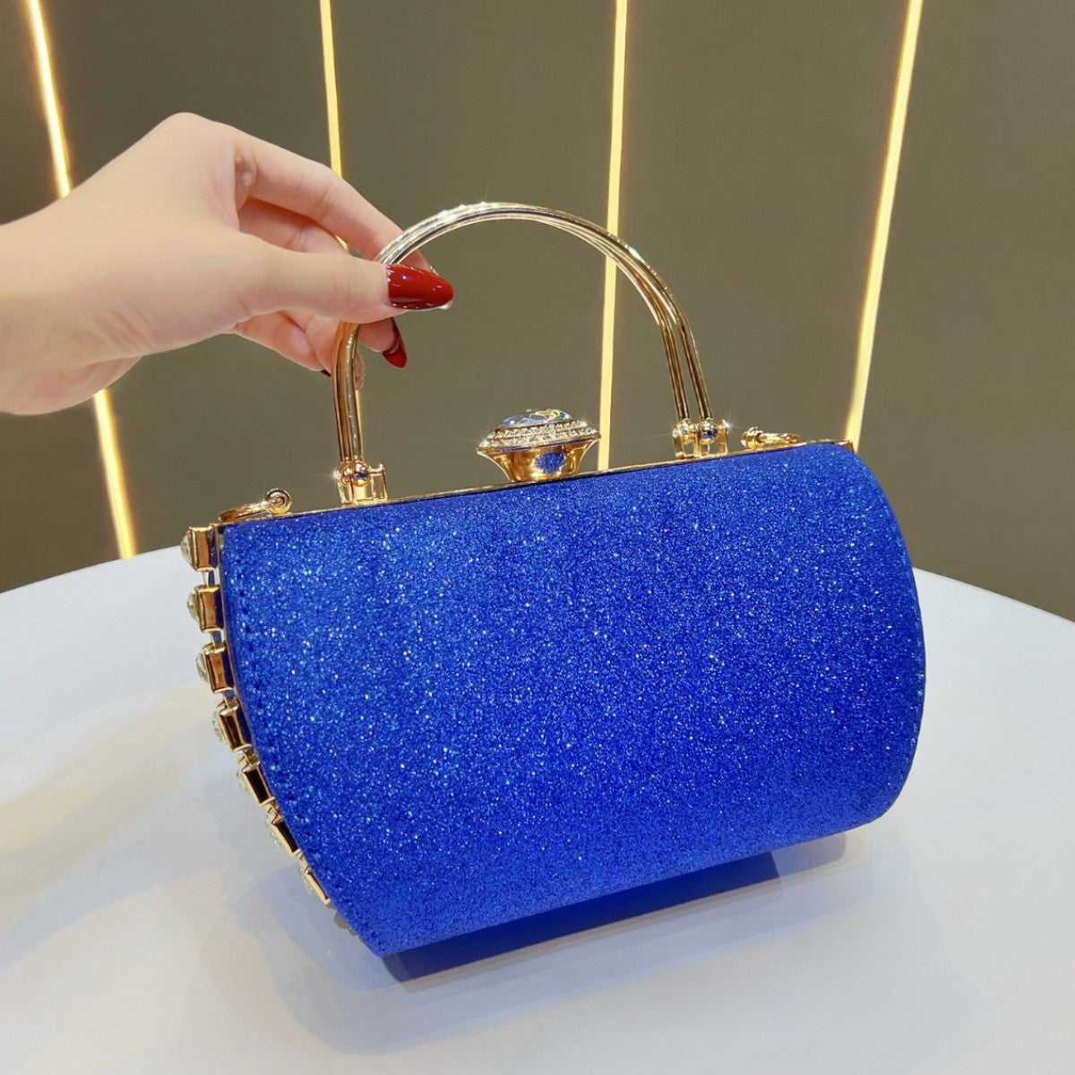 Dazzling Rhinestone-Embellished Evening Bag for Women, A Light Luxury Glamorous Chain Top-Handle Crossbody Handbag with Unique Boutique Sparkly Design, Perfect for Banquets Weddings & Special Occasions